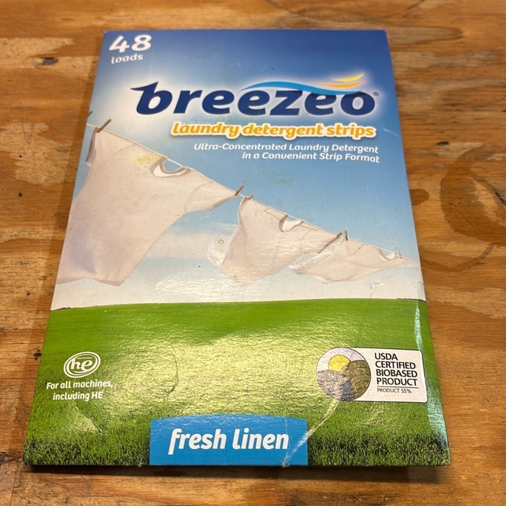 Breezeo laundry strips. About 40 left in the pack - Picture 1 of 4